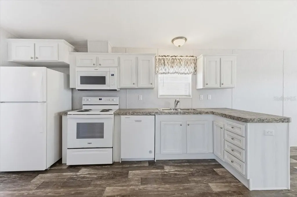 1800 Englewood Road Englewood FL 34223