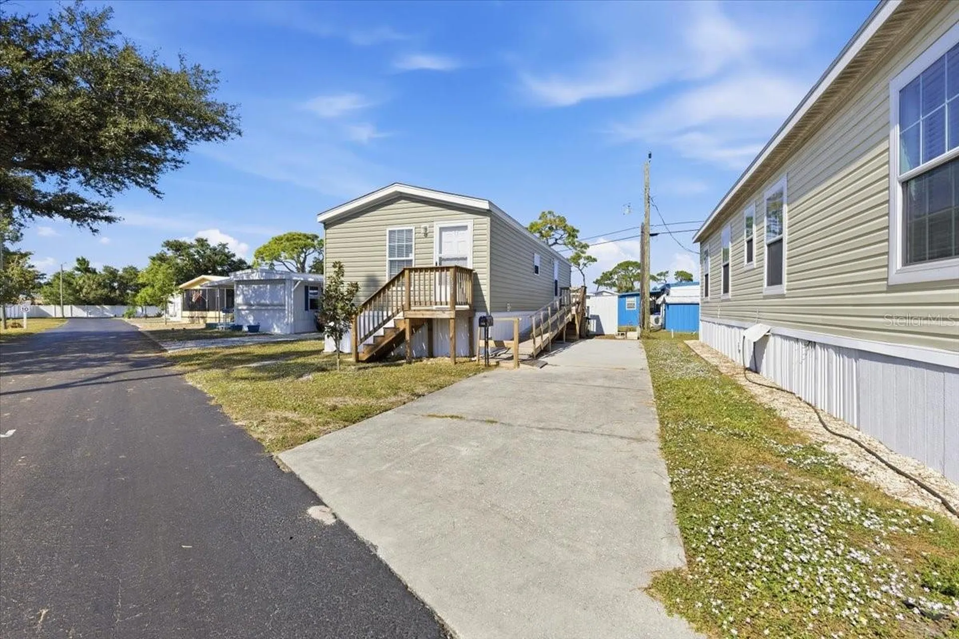 1800 Englewood Road Englewood FL 34223