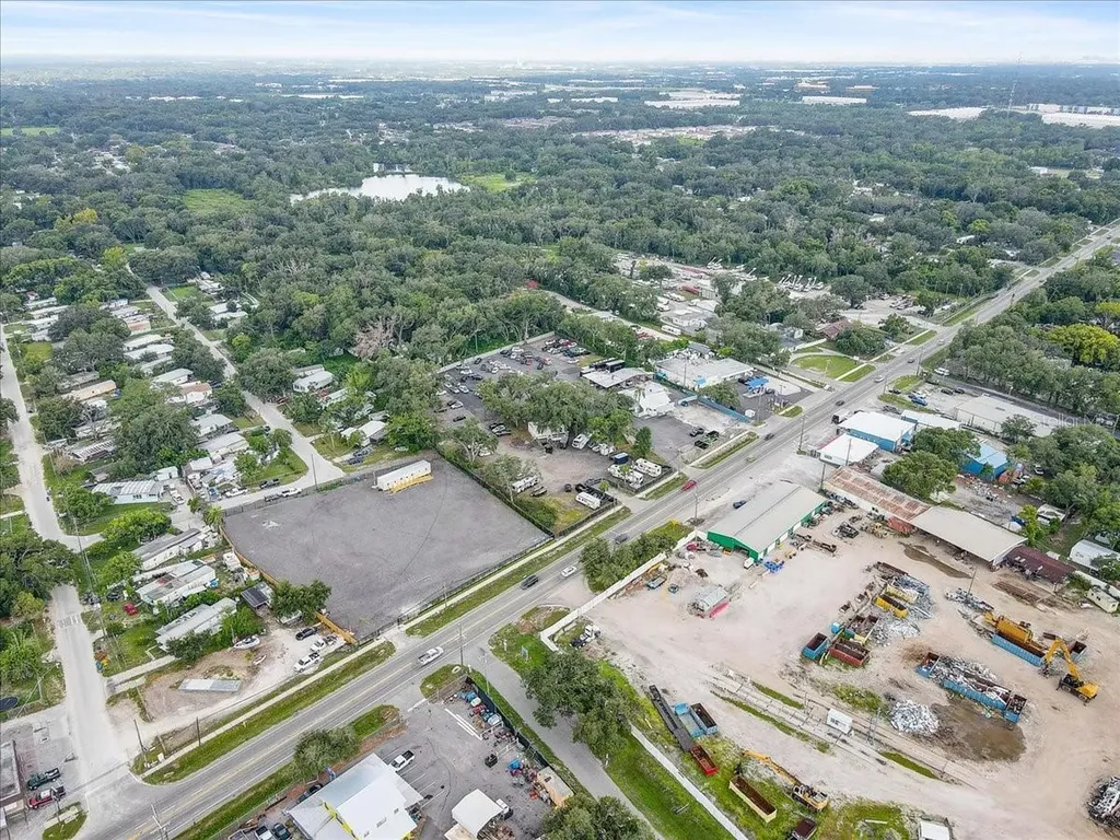 11309 E 92 Highway Seffner FL 33584