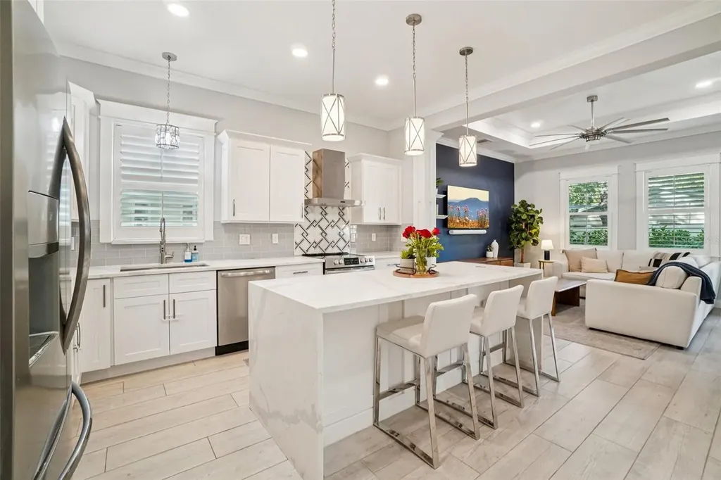 3203 W Fielder Street Tampa FL 33611