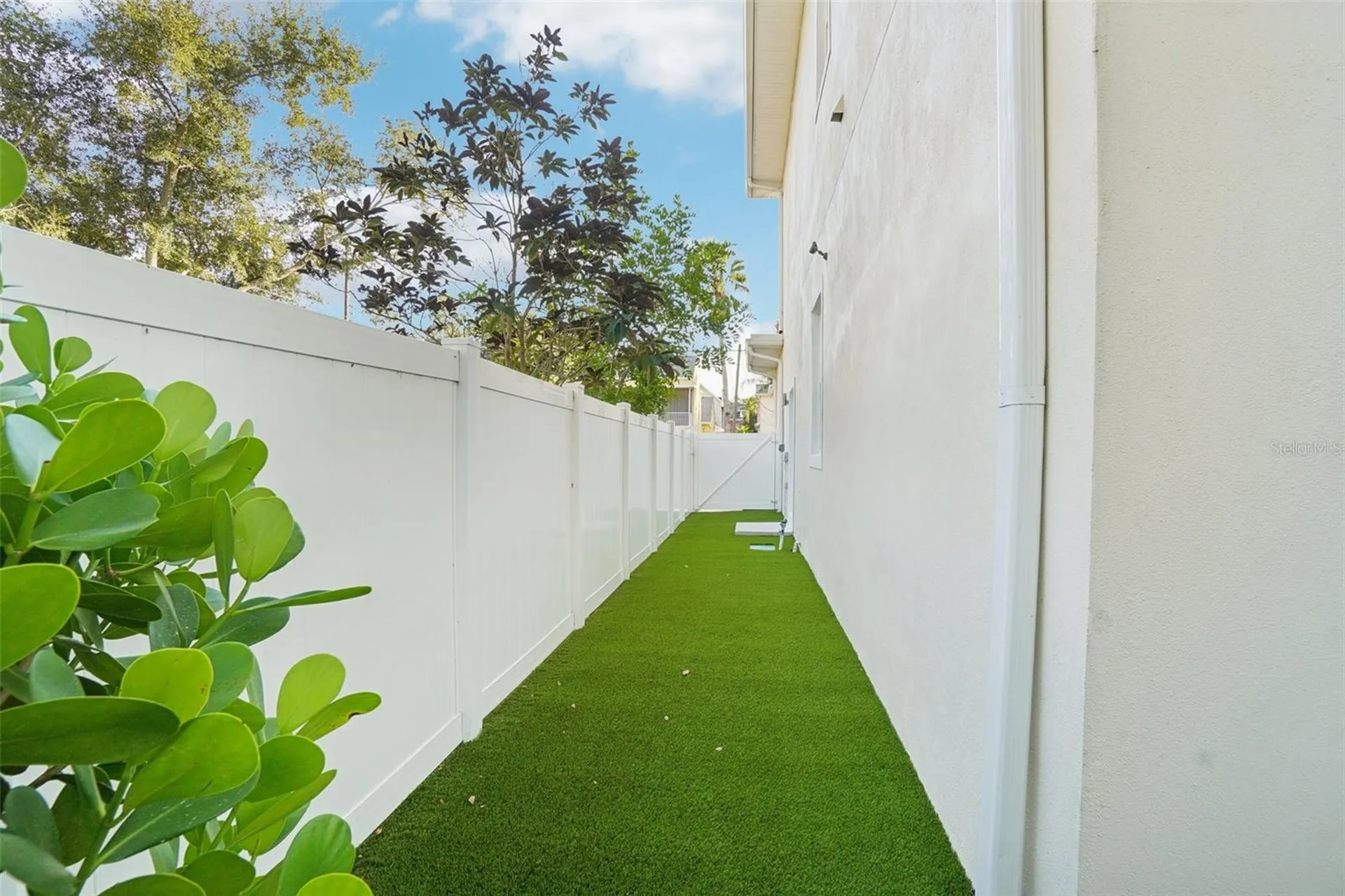 3203 W Fielder Street Tampa FL 33611