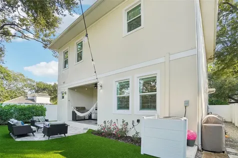 3203 W Fielder Street Tampa FL 33611