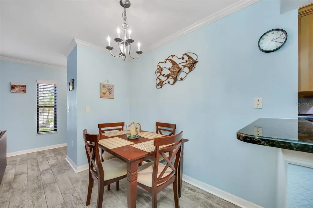 708 Lyndhurst Dunedin FL 34698