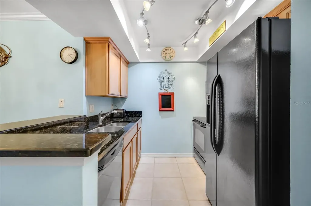 708 Lyndhurst Dunedin FL 34698