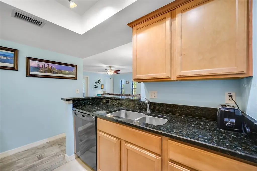 708 Lyndhurst Dunedin FL 34698