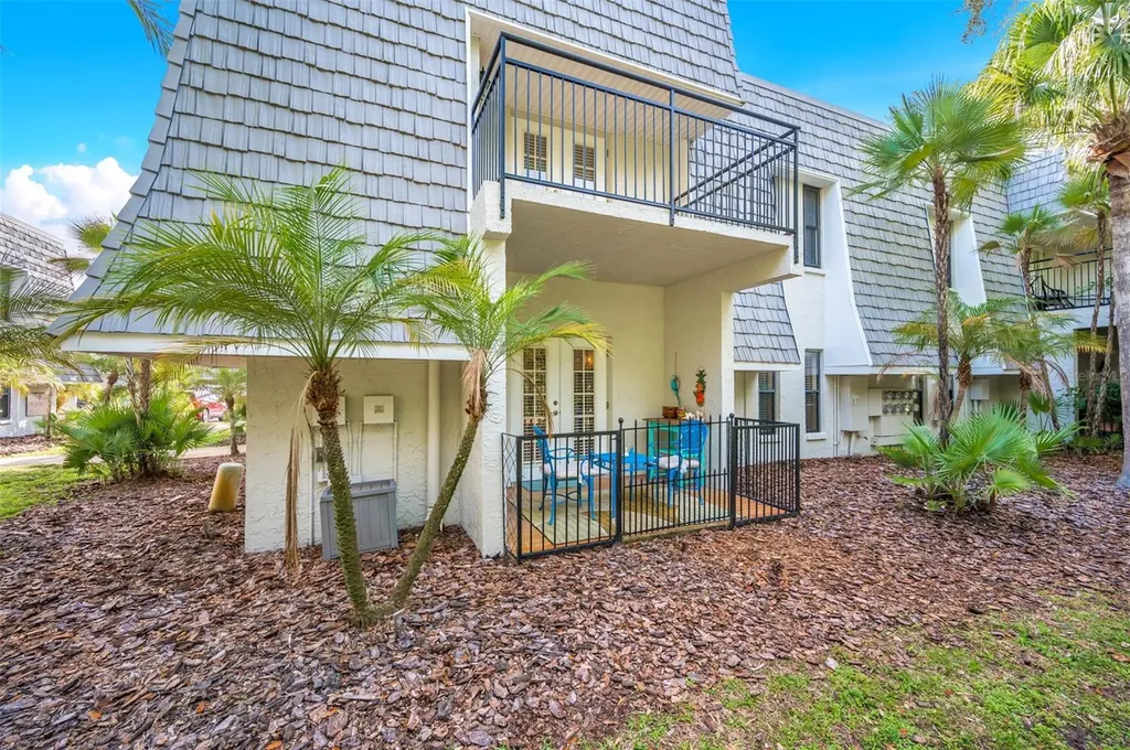 708 Lyndhurst Dunedin FL 34698