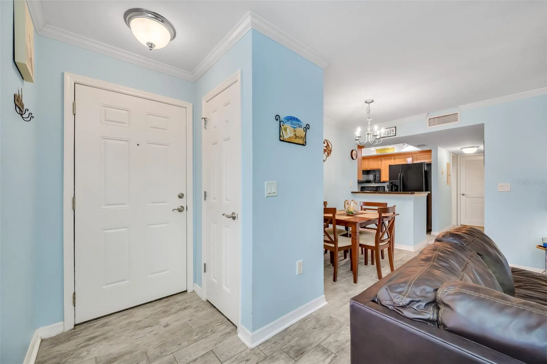 708 Lyndhurst Dunedin FL 34698