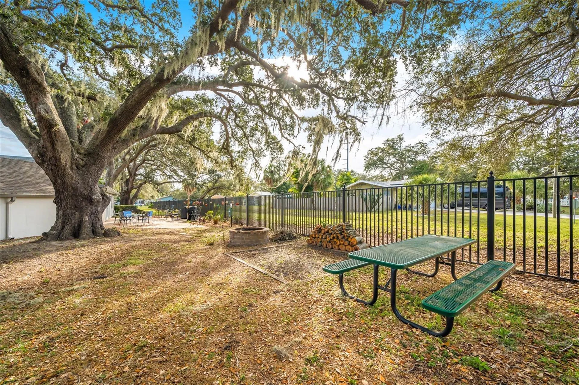 708 Lyndhurst Dunedin FL 34698