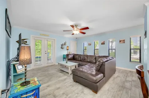 708 Lyndhurst Dunedin FL 34698