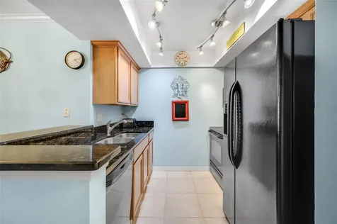 708 Lyndhurst Dunedin FL 34698