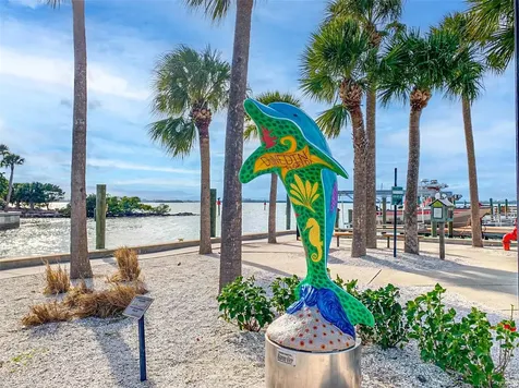 708 Lyndhurst Dunedin FL 34698