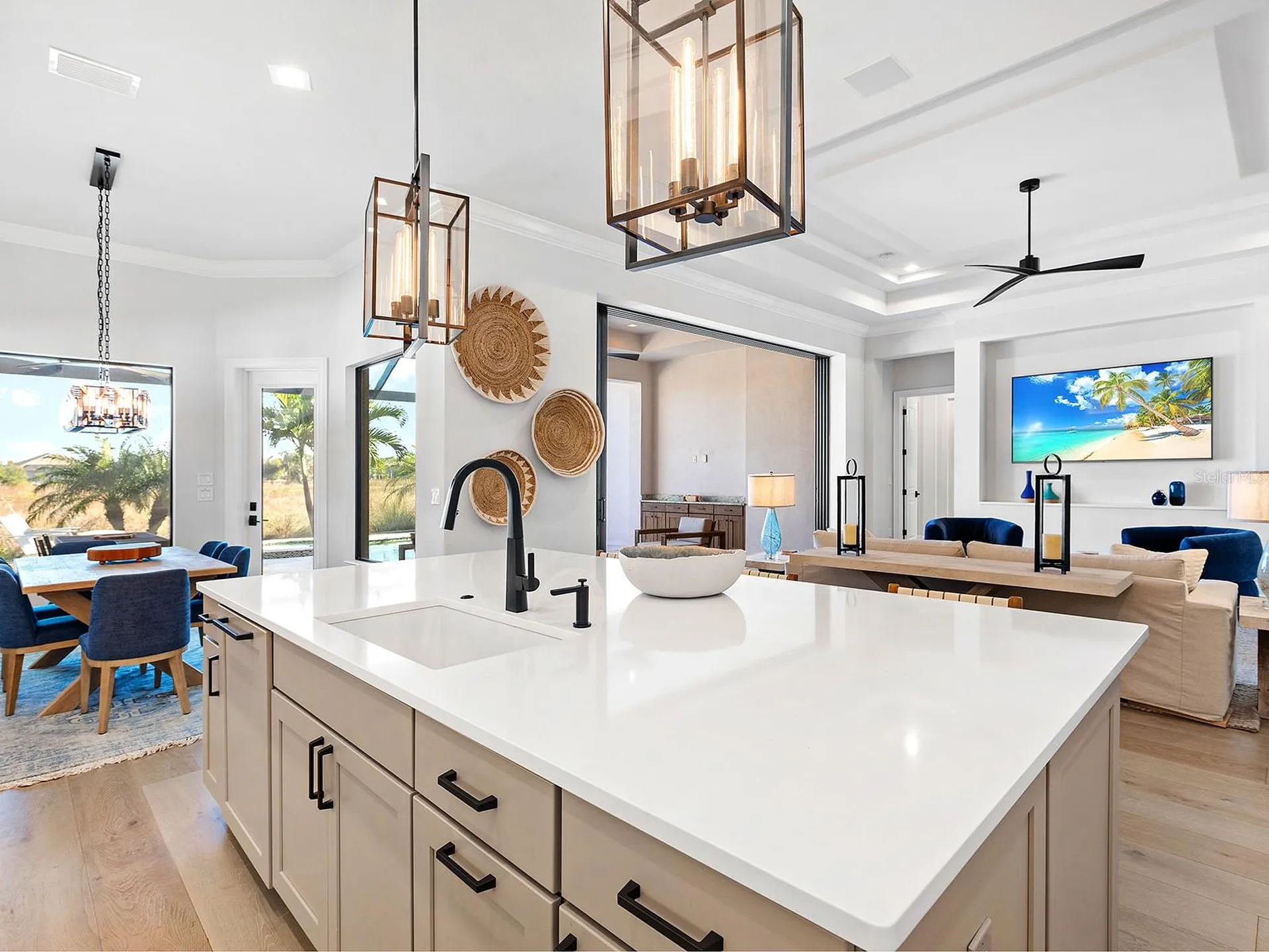 724 Crosswind Avenue Sarasota FL 34240