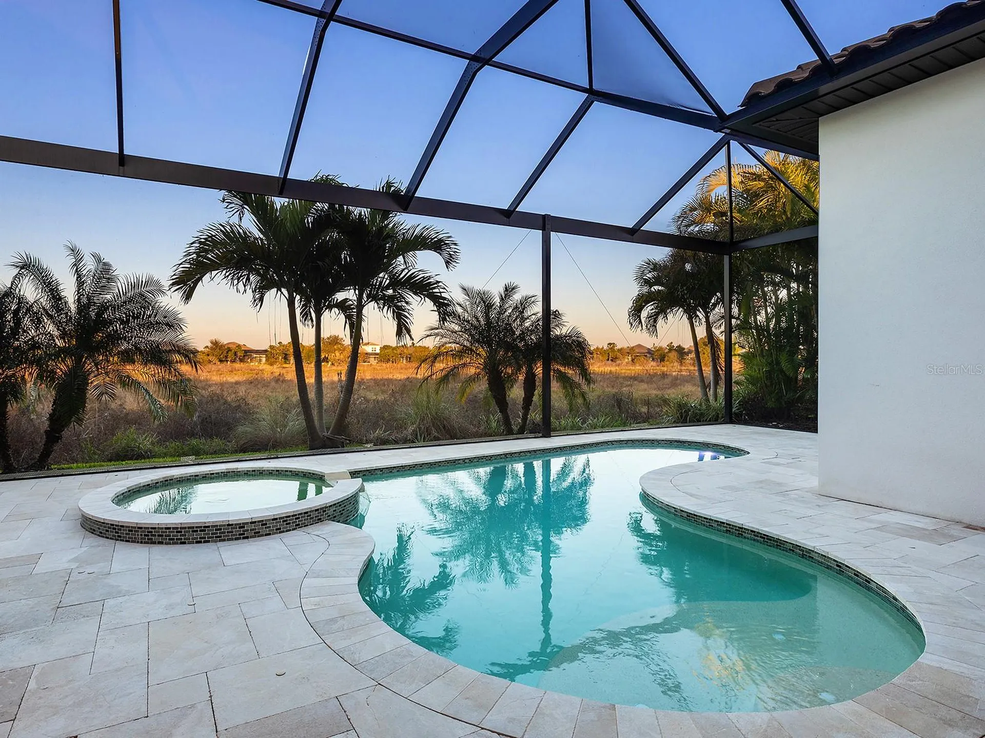 724 Crosswind Avenue Sarasota FL 34240
