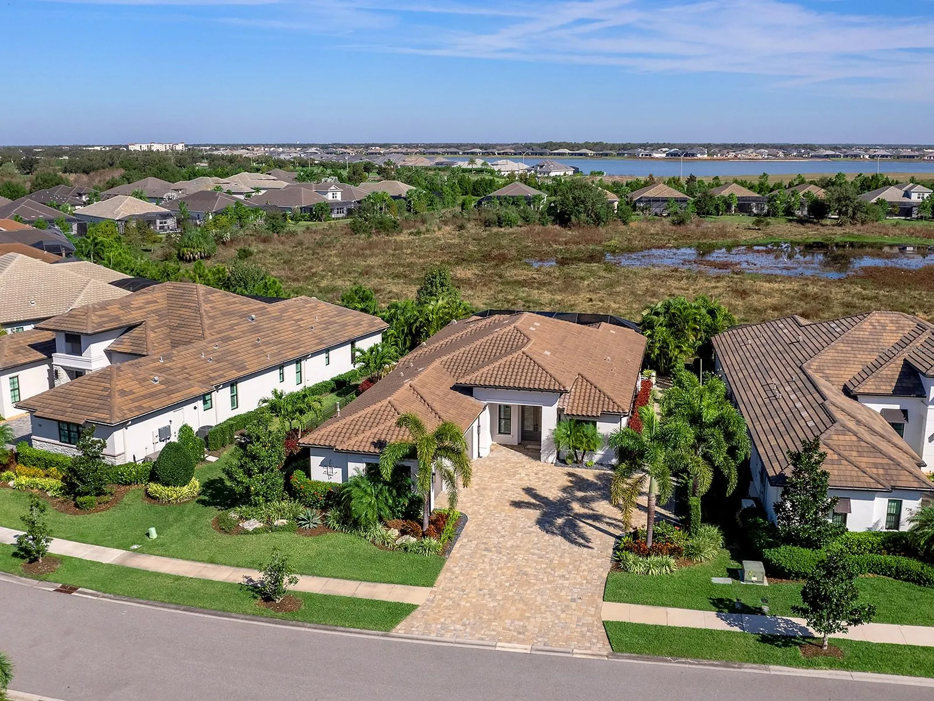 724 Crosswind Avenue Sarasota FL 34240