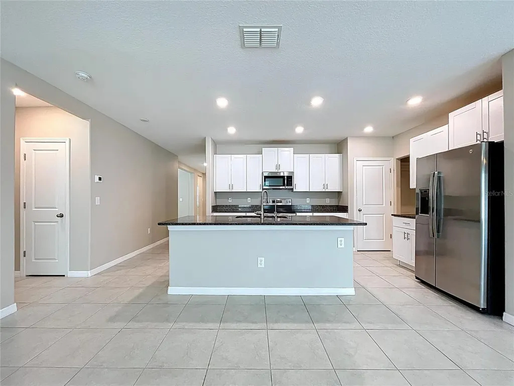 6822 King Creek Drive Sun City Center FL 33573