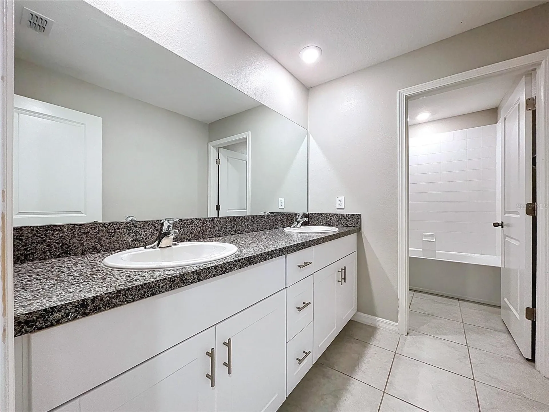 6822 King Creek Drive Sun City Center FL 33573