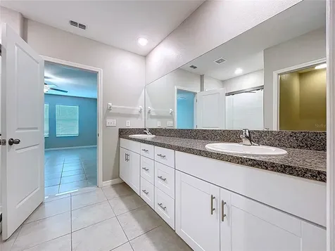 6822 King Creek Drive Sun City Center FL 33573