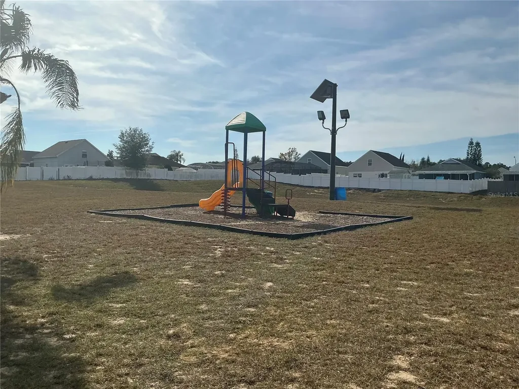 3791 Huntwicke Boulevard Davenport FL 33837