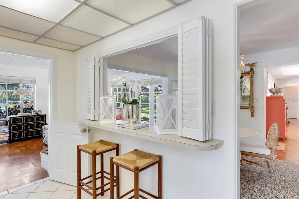 1542 Gulfview Drive Sarasota FL 34236