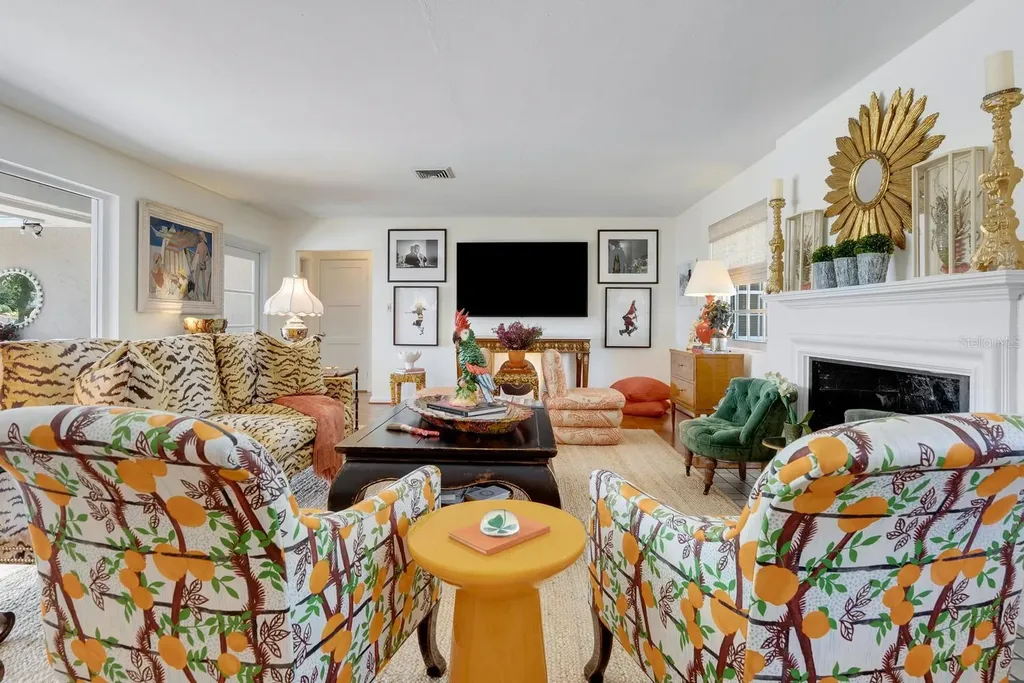 1542 Gulfview Drive Sarasota FL 34236