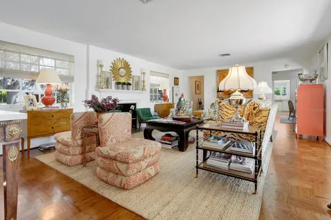 1542 Gulfview Drive Sarasota FL 34236