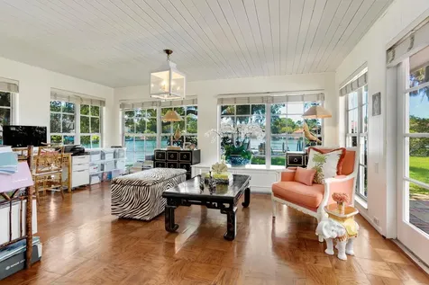 1542 Gulfview Drive Sarasota FL 34236