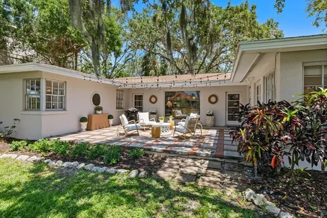 1542 Gulfview Drive Sarasota FL 34236