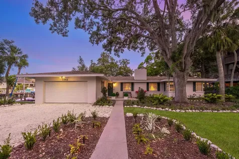 1542 Gulfview Drive Sarasota FL 34236