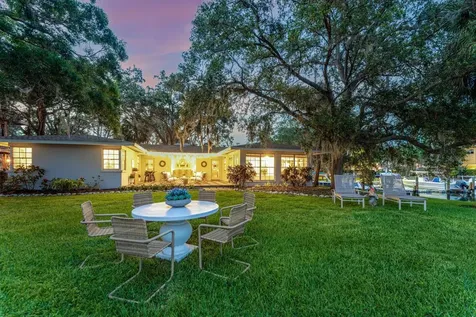 1542 Gulfview Drive Sarasota FL 34236