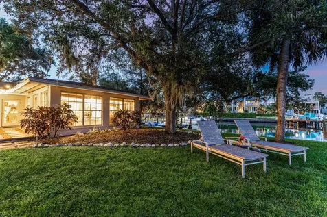 1542 Gulfview Drive Sarasota FL 34236