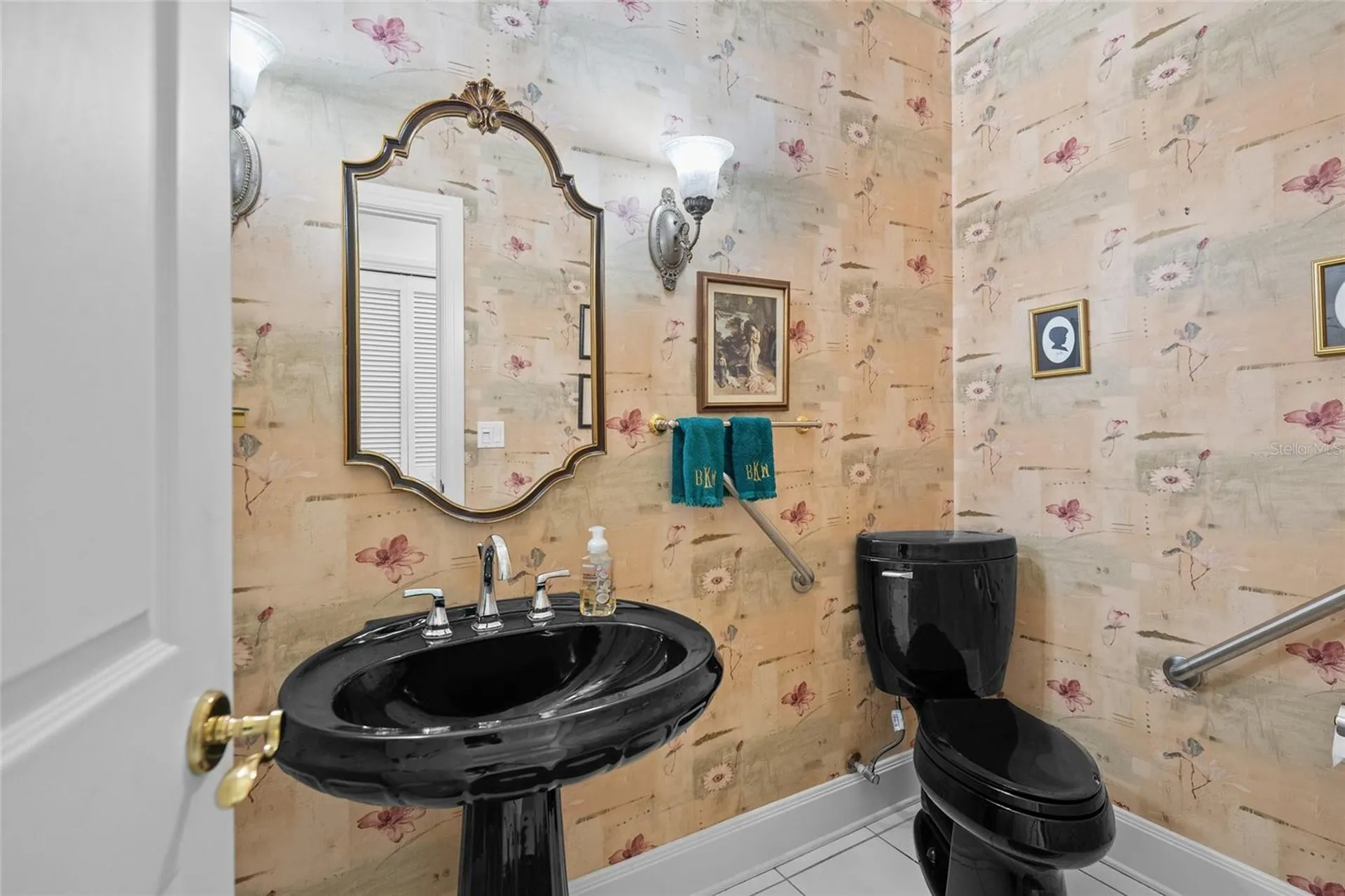 3099 Dick Wilson Drive Sarasota FL 34240