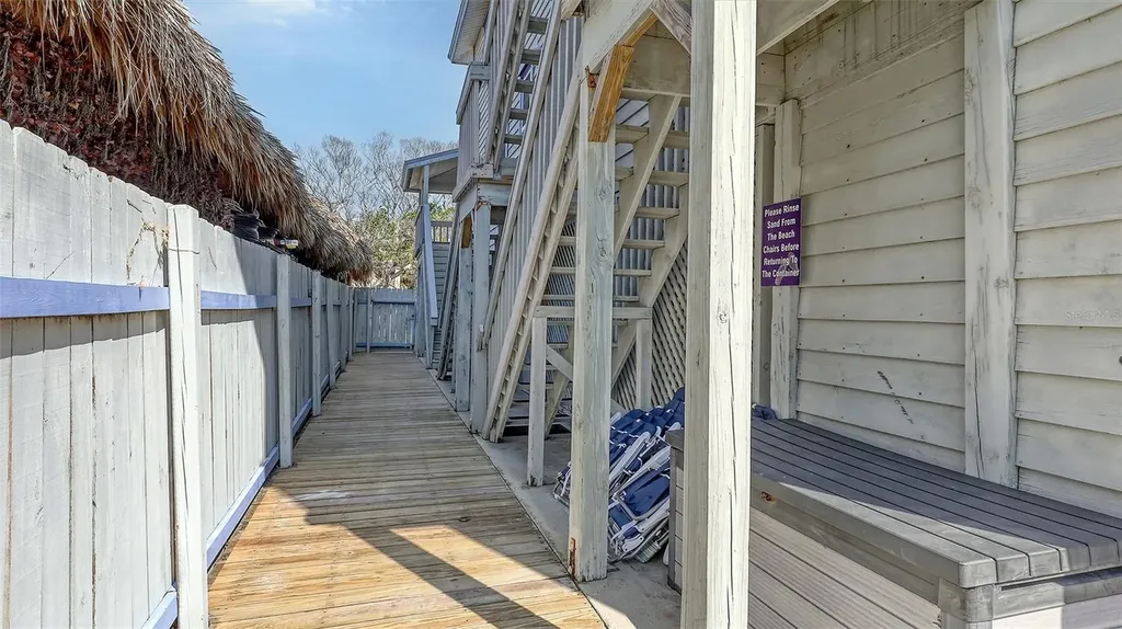 126/128 Avenida Veneccia Sarasota FL 34242