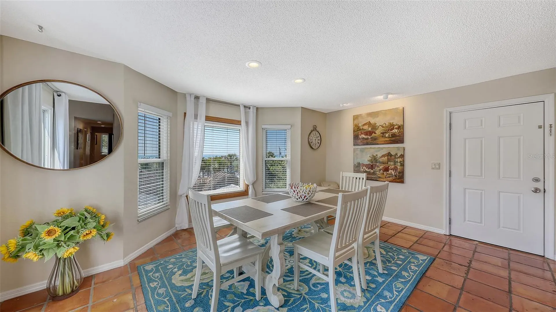 126/128 Avenida Veneccia Sarasota FL 34242