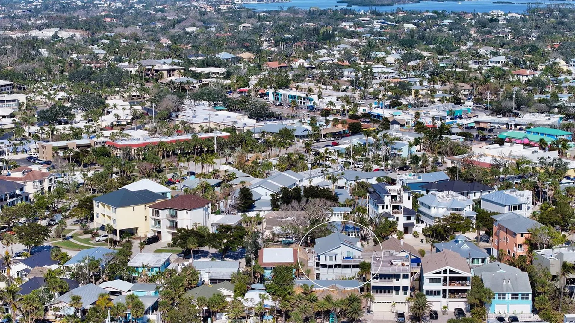 126/128 Avenida Veneccia Sarasota FL 34242