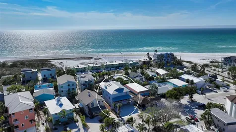 126/128 Avenida Veneccia Sarasota FL 34242