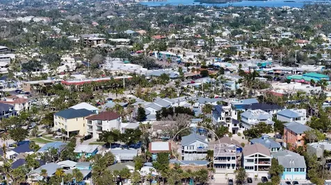 126/128 Avenida Veneccia Sarasota FL 34242