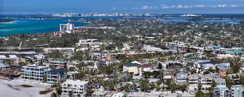 126/128 Avenida Veneccia Sarasota FL 34242