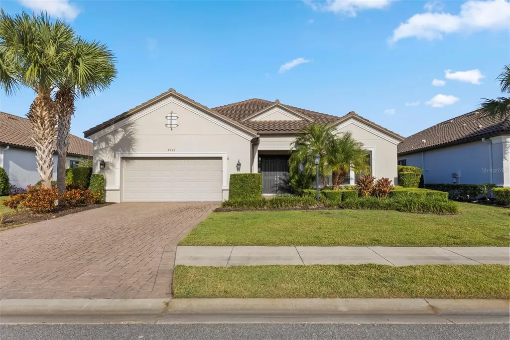4921 Tivoli Run Bradenton FL 34211