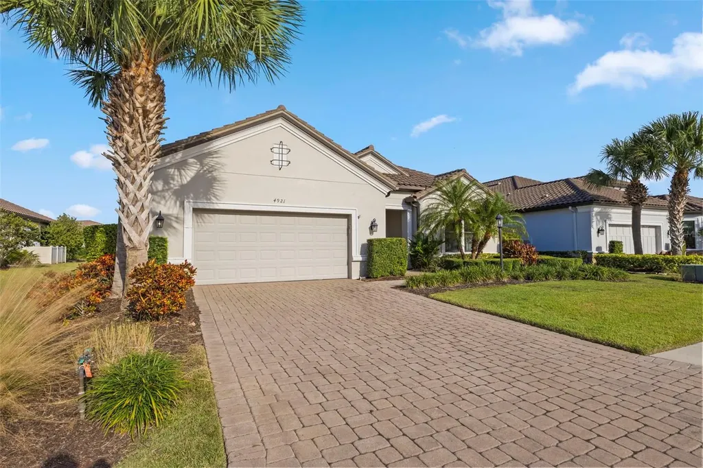 4921 Tivoli Run Bradenton FL 34211