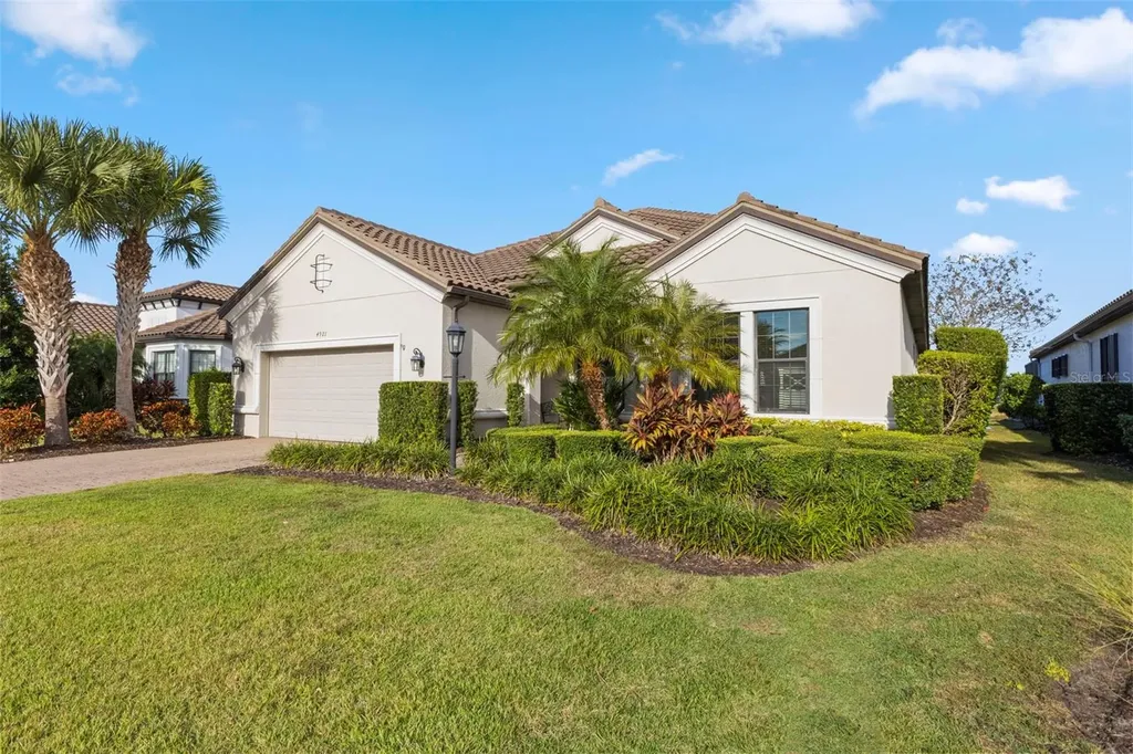 4921 Tivoli Run Bradenton FL 34211