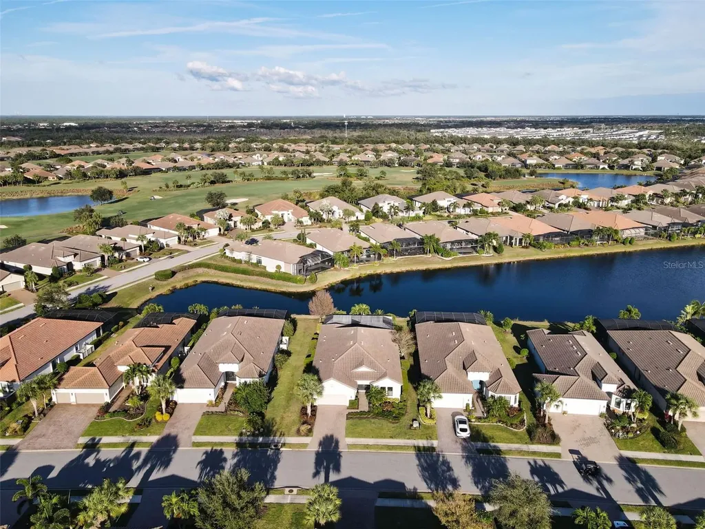 4921 Tivoli Run Bradenton FL 34211