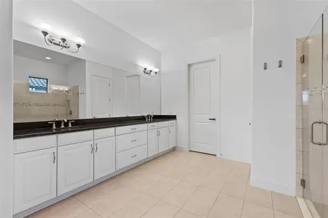 4921 Tivoli Run Bradenton FL 34211