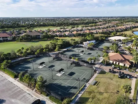 4921 Tivoli Run Bradenton FL 34211