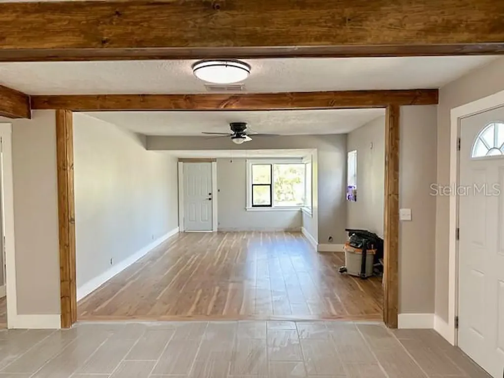 111 Avenida De La Isla Nokomis FL 34275