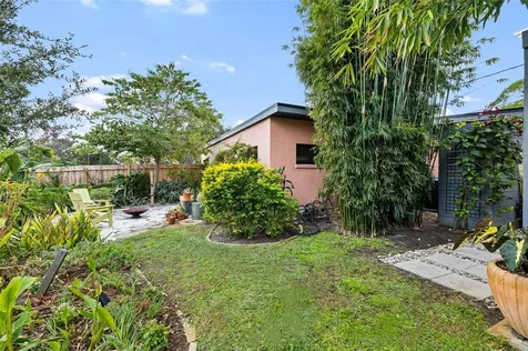 4601 3rd Avenue N St Petersburg FL 33713