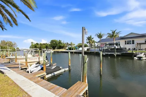 10125 Manatee Avenue W Bradenton FL 34209