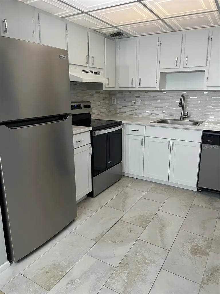 3300 Fox Chase Circle N Palm Harbor FL 34683