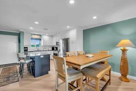 757 Beach Road Sarasota FL 34242