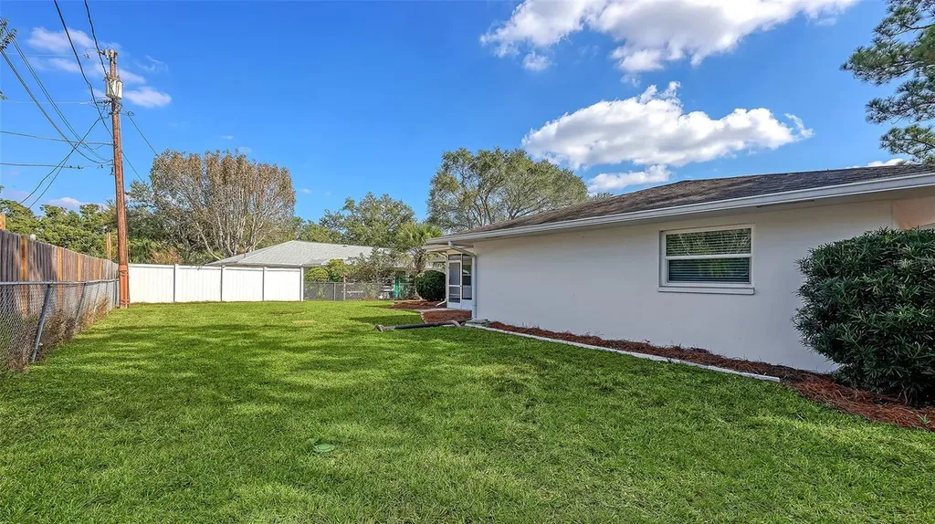 3957 Breezemont Drive Sarasota FL 34232