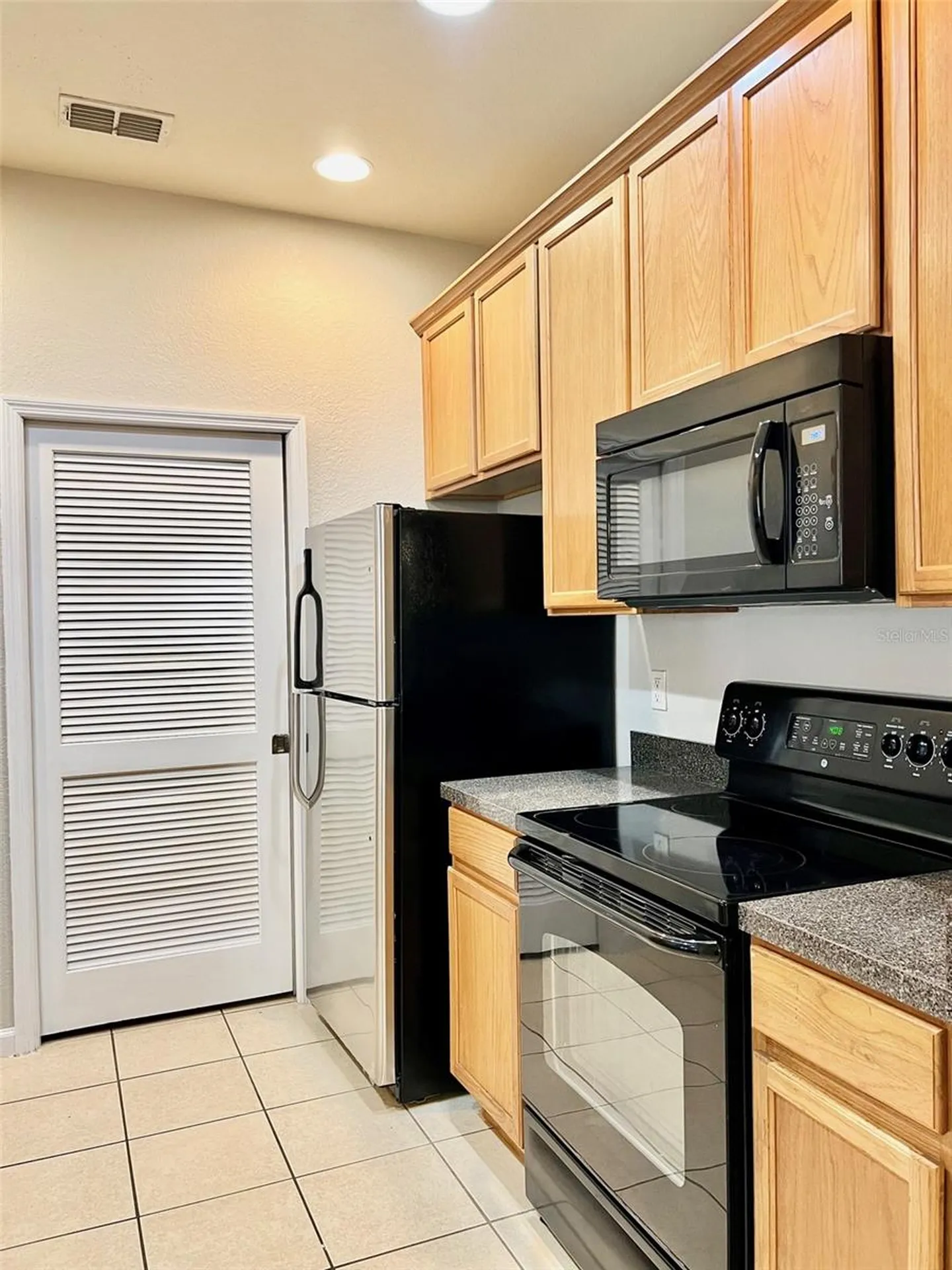 3341 Whitestone Circle Kissimmee FL 34741